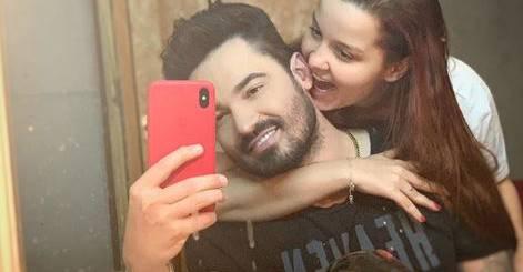 Maiara cumpre prometido e aprende a fazer pastel para Fernando: ”Tô com moral”