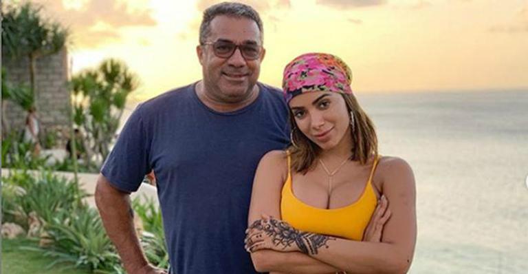 Anitta quebra o silêncio e confirma resultado de teste de DNA feito pelo pai: ”Tenho um novo irmão!”