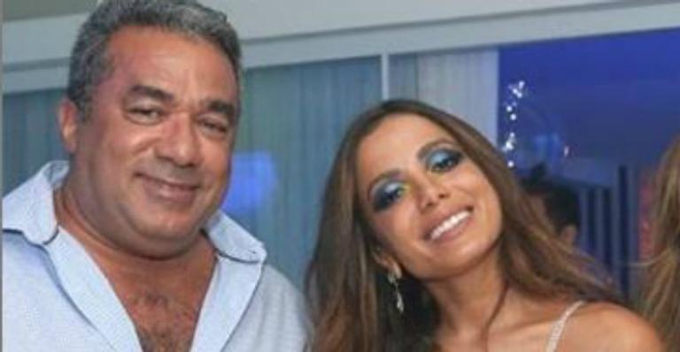Pai de Anitta fala pela primeira vez após descobrir novo filho e surpreende fãs