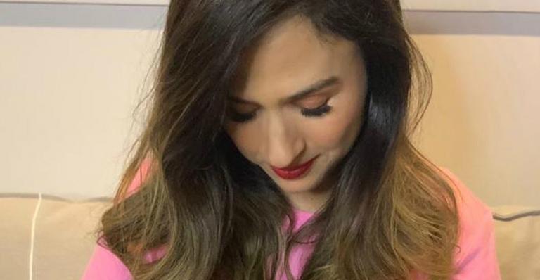 Tatá Werneck faz suspense sobre nascimento da filha e escreve: ”Ela é linda”
