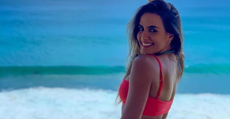 Carol Peixinho compartilha dia de treino de boxe e arranca suspiros da web: ”Destrói tudo”