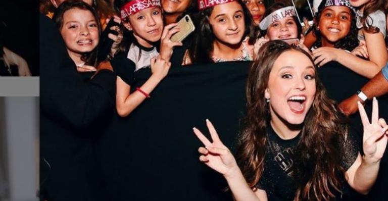 Larissa Manoela presta bela homenagem aos seus fãs: ”Meus anjinhos da guarda”