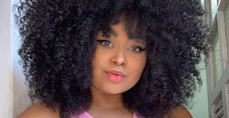 Ex-BBB Rízia Cerqueira relembra traumas da infância: ”Não conseguia entender o que tinha de errado comigo”