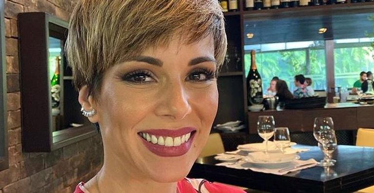 Ana Furtado curte dia de sol à beira da piscina e recebe elogios na web: “Cada segundo bem aproveitado”