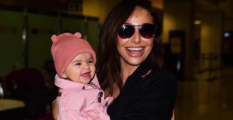 Sabrina Sato comemora 11 meses de Zoe com foto da filha fantasiada e encanta a web: ”Minha vida”