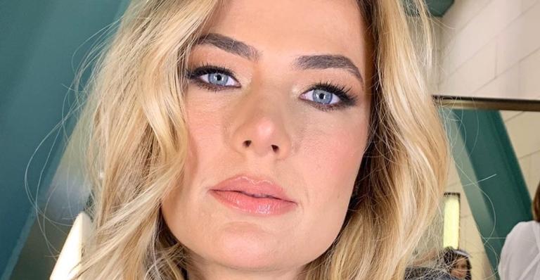 Uau! Thaís Pacholek radicaliza no visual e surge irreconhecível: ”Minha nova versão”