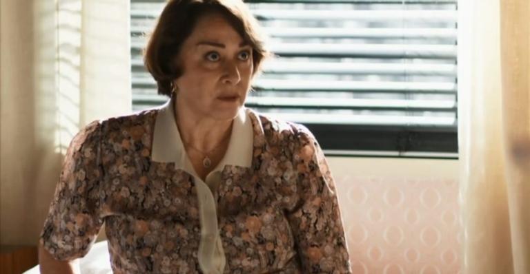 ‘A Dona do Pedaço’: Para ajudar Josiane, mãe de Maria da Paz vira vilã e arma golpe
