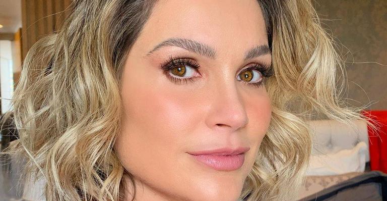 Flávia Alessandra recorda clique da adolescência e faz brincadeira com os seguidores