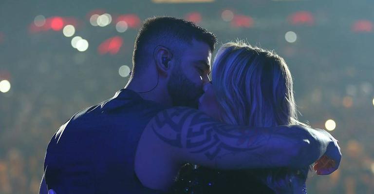 Gusttavo Lima e Andressa Suita pegam pesado em dia de treino