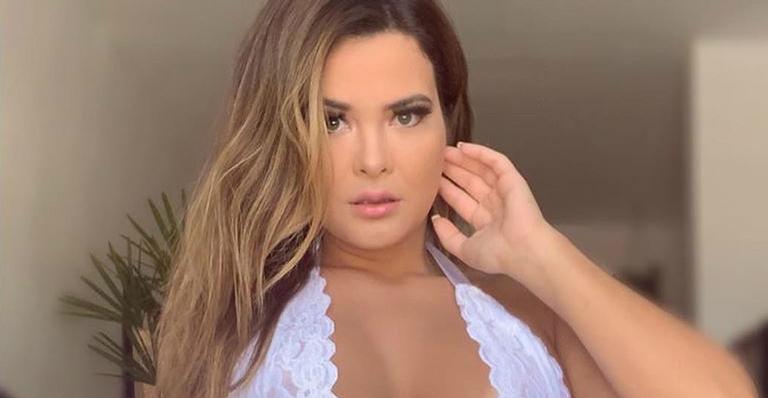 Geisy Arruda surge fantasiada de ‘diaba sexy’ e deixa fãs babando: ”Maravilhosa”