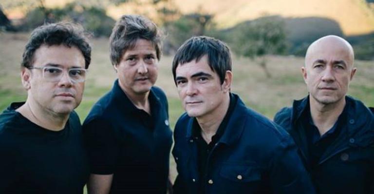 Samuel Rosa pega fãs de surpresa e anuncia fim da banda Skank