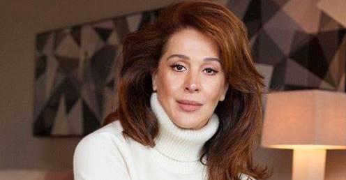 Claudia Raia compartilha foto da filha Sophia e se derrete: ”Babo mesmo”