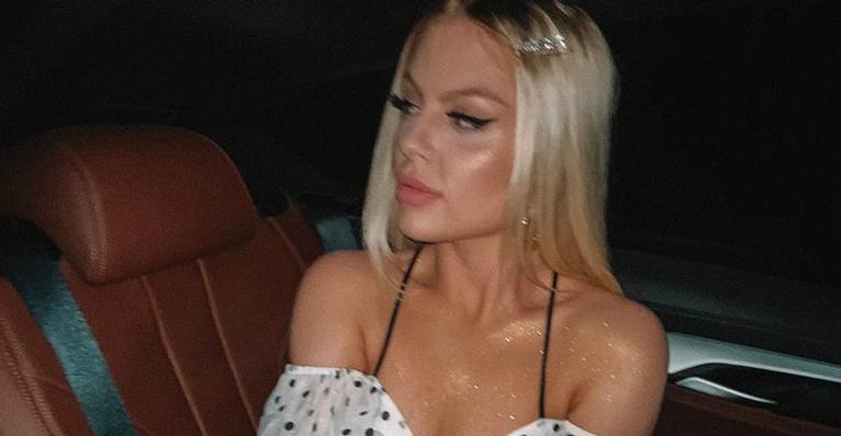 Luísa Sonza posa com calça transparente e confunde fãs: ”Pensei que fosse a Pabllo”