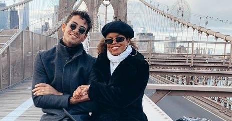 Jeniffer Nascimento faz passeio romântico com o marido em NY