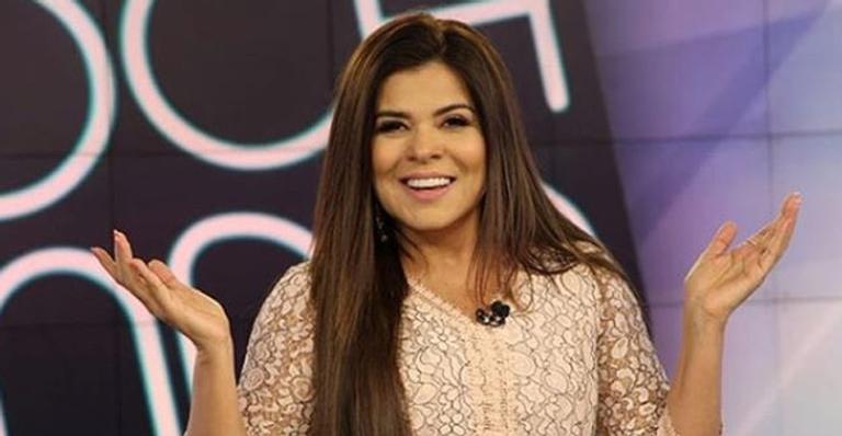 Após afirmar que Michael Jackson a imitou, Mara Maravilha declara: ”Chique é ser autêntica”