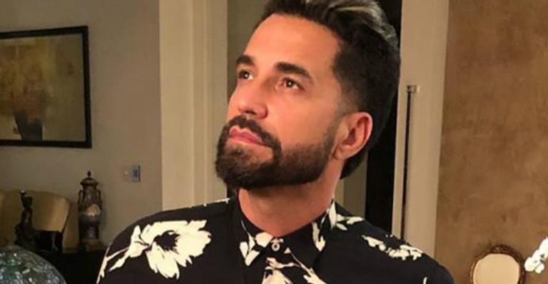 Filho gato de Latino faz sucesso na web e se lança como cantor aos 20 anos: ”Chegou a hora”