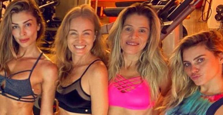Globais posam juntas e seguidor detona: ”Um monte de velha”