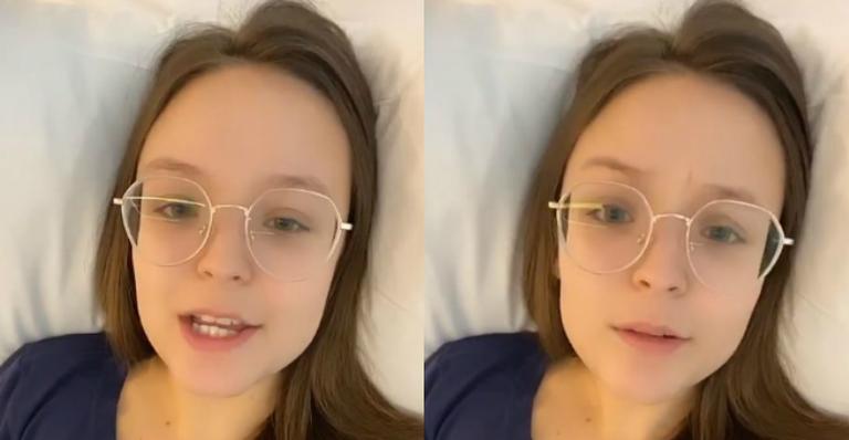 Larissa Manoela surge em quarto de hospital revela quadro de saúde: ”Cirurgia ainda hoje”