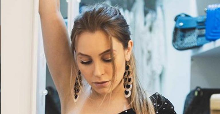 Carla Diaz exibe seu closet após reforma geral em seu apartamento: ”Do jeitinho que eu queria”