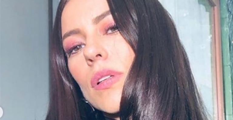Loira novamente, Paolla Oliveira divide opinião de público com novo clique: ”Não acredito”