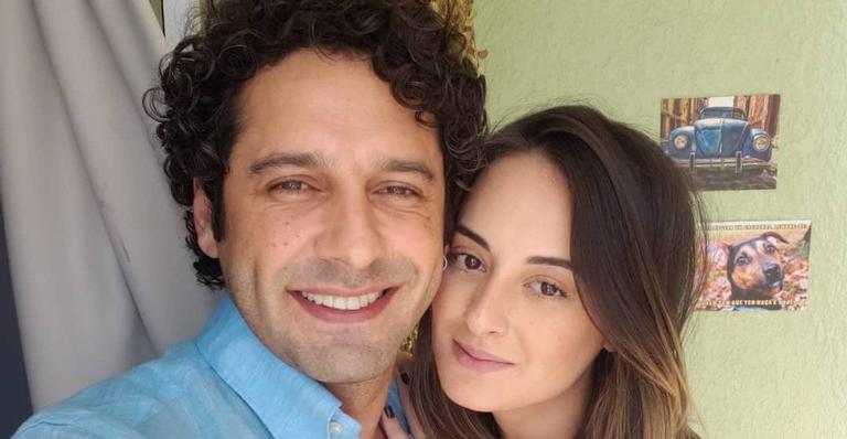 João Baldasserini posa ao lado do filho, Heleno e mostra todo o seu amor de pai