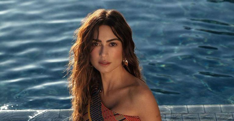 Thaila Ayala compartilha clique em cenário paradisíaco e reflete sobre conscientização ambiental