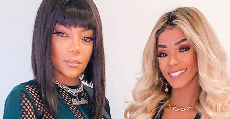 Namorada de Ludmilla abusa do decote ao surgir de lingerie: ‘Perfeita’