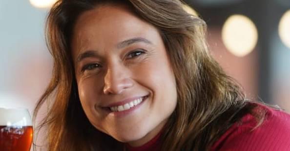 Fernanda Gentil compartilha clique com família e agradece: ”Obrigada por tanto”