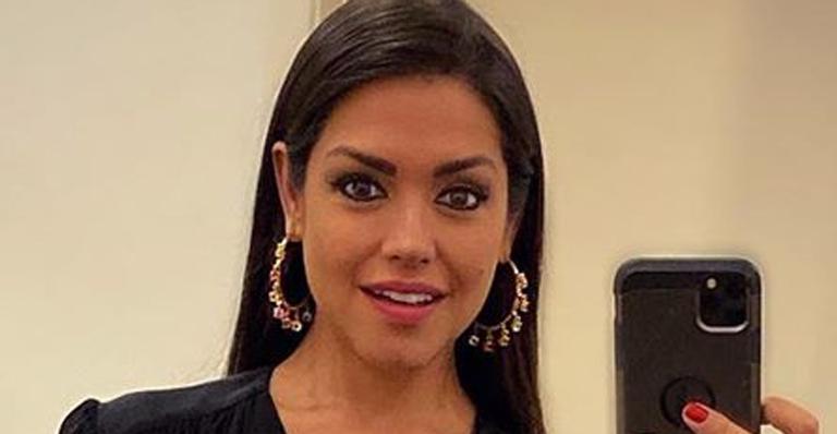 Thais Fersoza exibe corpo de mocinha com decotão e saia curta ao ir ao show do marido