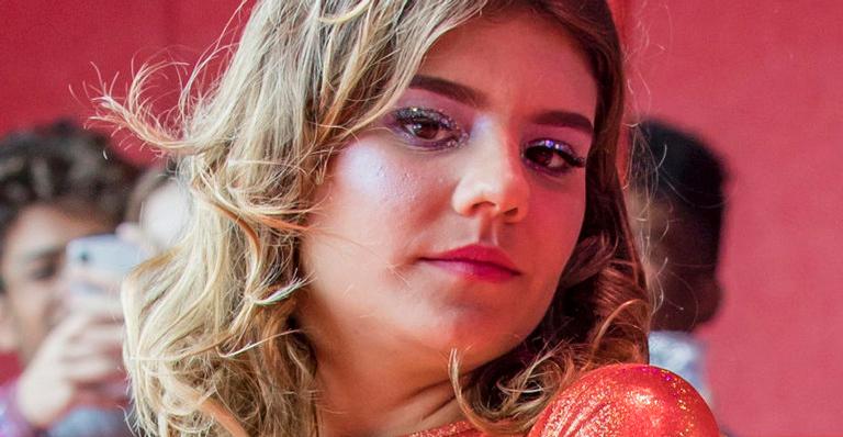 ‘Malhação: Toda Forma de Amar’: Raissa sofre pressão a respeito de viagem