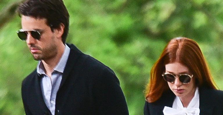 Emoção: marido de Marina Ruy Barbosa carrega o caixão do amigo em despedida