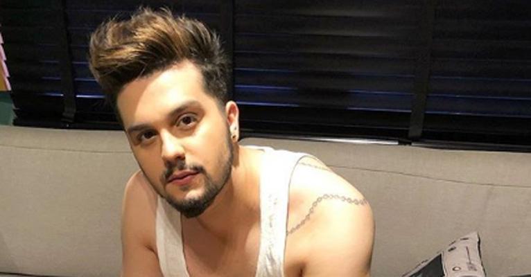 Luan Santana pega fãs de surpresa e anuncia compra de apartamento luxuoso para viver com a noiva