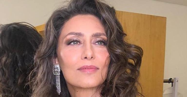 Maria Fernanda Cândido surge deslumbrante em evento de gala e beleza impressiona fãs