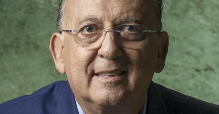 Internação de Galvão Bueno inicia corrente de orações entre colegas: ”Pronta recuperação”