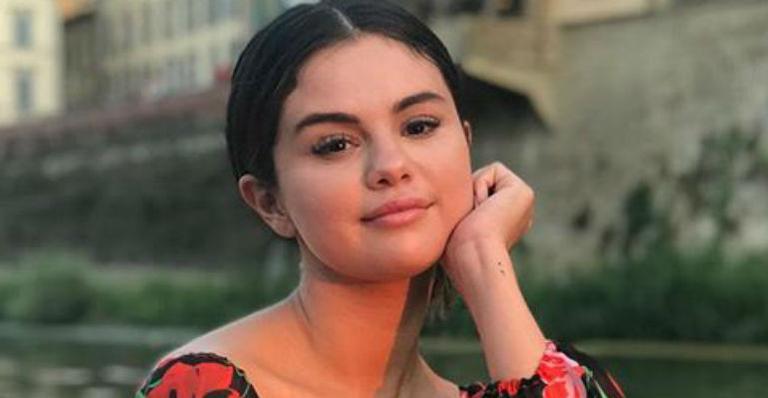 Selena Gomez divulga data de lançamento de seu próximo álbum
