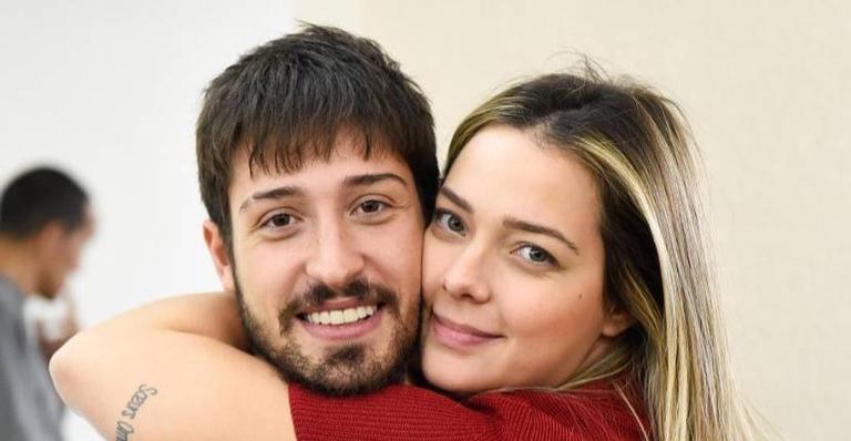 Carol Dantas presta linda homenagem ao marido, Vinicius Martinez: ‘Pessoa que trouxe sentido para minha vida’