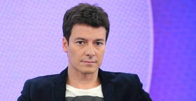 Rodrigo Faro quebra o silêncio após críticas na homenagem a Gugu: ”Já passei por coisa pior”