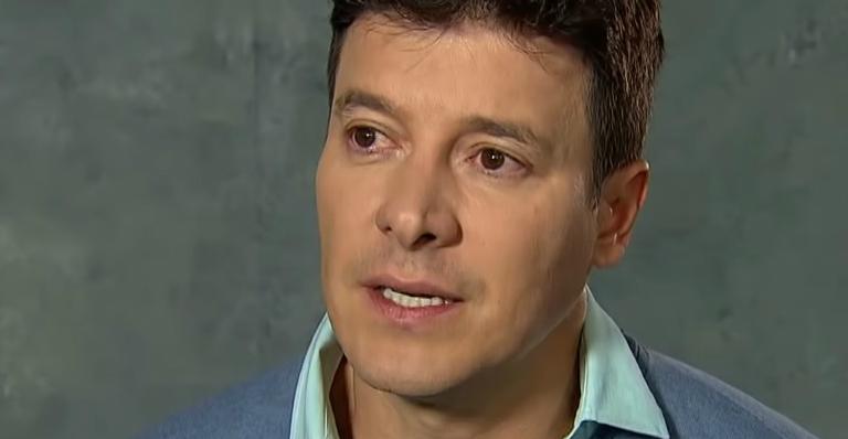 Rodrigo Faro explica pergunta por audiência durante homagem a Gugu Liberato: ”Faz parte”