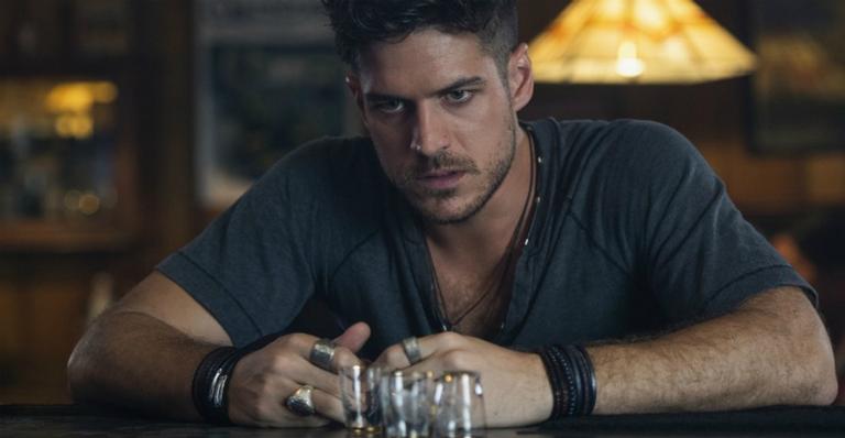 Série da Netflix que fez Marco Pigossi sair da TV Globo é cancelada