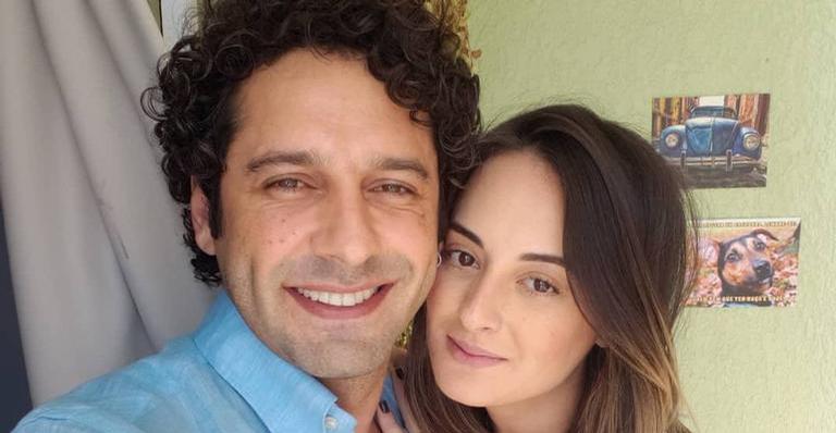 João Baldasserini compartilha foto com o filho e encanta seguidores: ”Lindos demais”