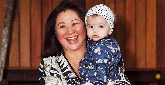 Mãe de Sabrina Sato celebra primeiro ano de vida de Zoe: ”Ilumina tudo”