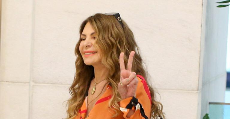 Elba Ramalho faz rara aparição com os quatro filhos no Rio de Janeiro