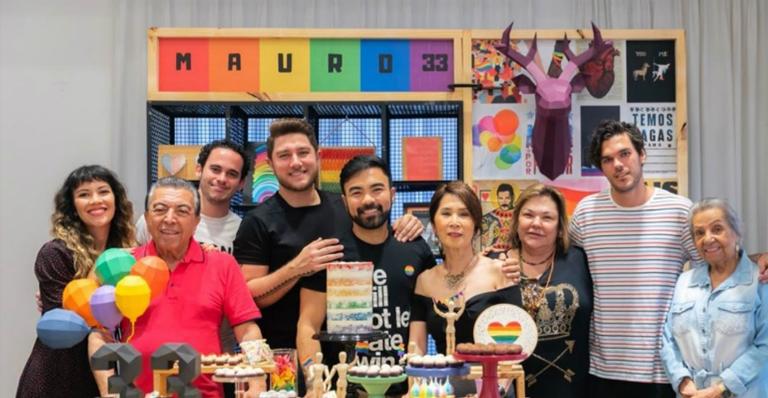 Filho de criador da Turma da Mônica faz aniversário com referência à sua sexualidade: ”Dia feliz”