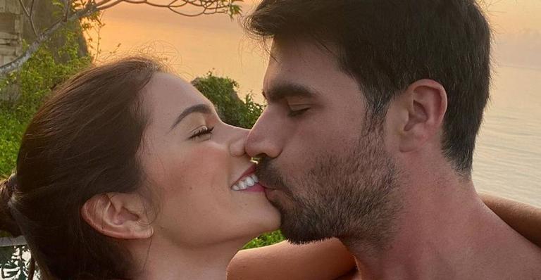 Rodrigão surge em momento íntimo com a esposa, Adriana Sant’Anna