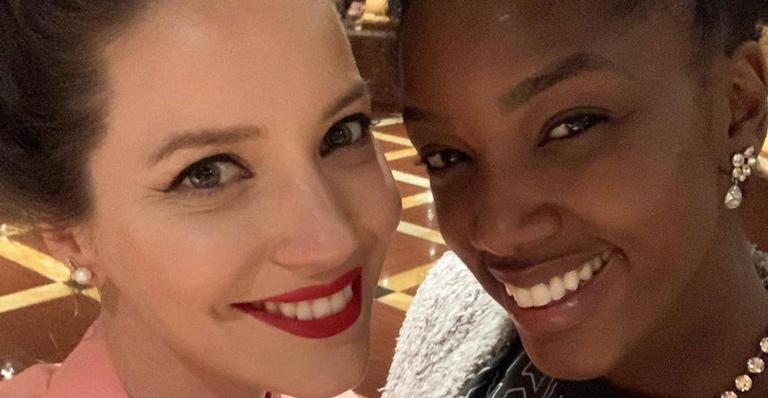Nathalia Dill posa ao lado de Iza e rasga elogios à cantora: ”Sua estrela é gigante”