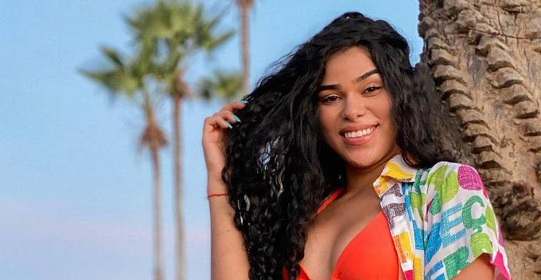 Ex-BBB, Elana Valenária surge lindíssima em clique e internautas elogiam: ‘Maravilhosa’