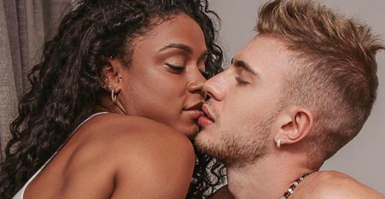 Leo Picon explica suposto affair com MC Rebecca: ”Forjamos um flagra”