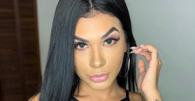 Pocah se muda para casa de ex de Anitta e manda mãe embora, diz jornal