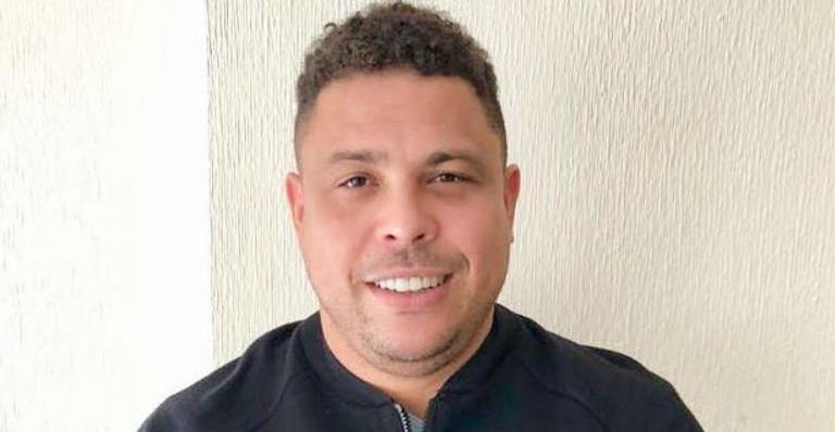 Celina Locks e Milene Domingues posam juntas e sorridentes ao se encontrarem