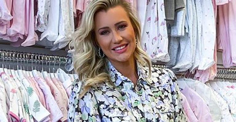 Esposa de Roberto Justus abre a carteira ao comprar carrinho de bebê: ”Escolhi o dos meus sonhos”
